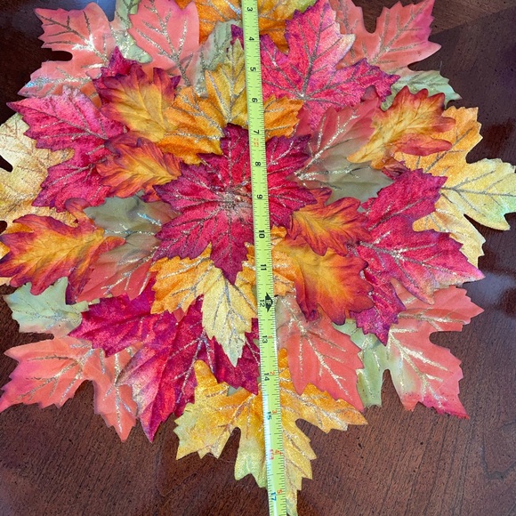 Fall tablescape accent - Picture 3 of 4